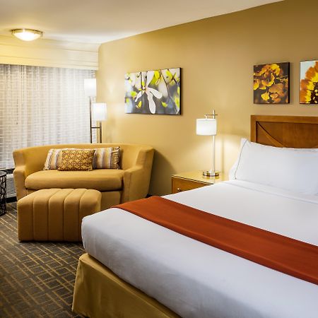 Holiday Inn Express Simi Valley By Ihg Eksteriør billede