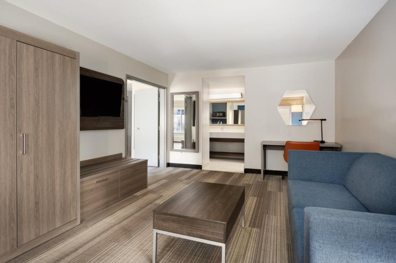 Holiday Inn Express Simi Valley By Ihg Eksteriør billede